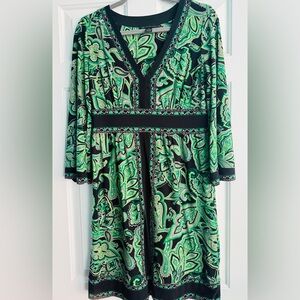 Vibrant Green and Black Paisley Jersey Dress